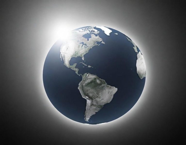 Investigatore privato Roma Insegna "Private" su un cancello di legno.